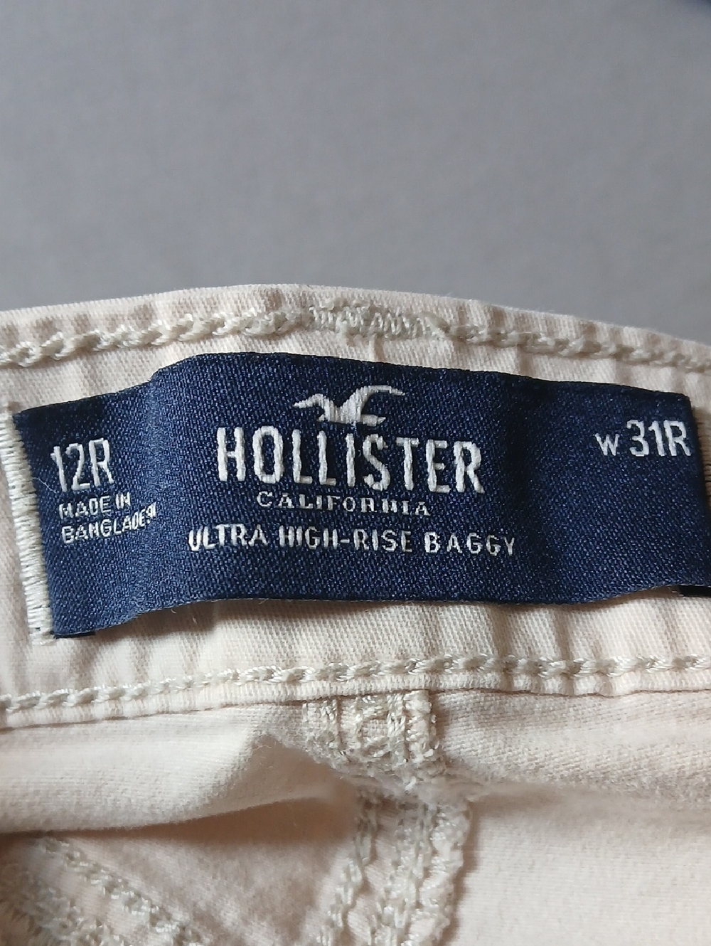 Hollister California Men's Light Beige Cargo Pants Ultra High-Rise Baggy - Picture 2 of 8